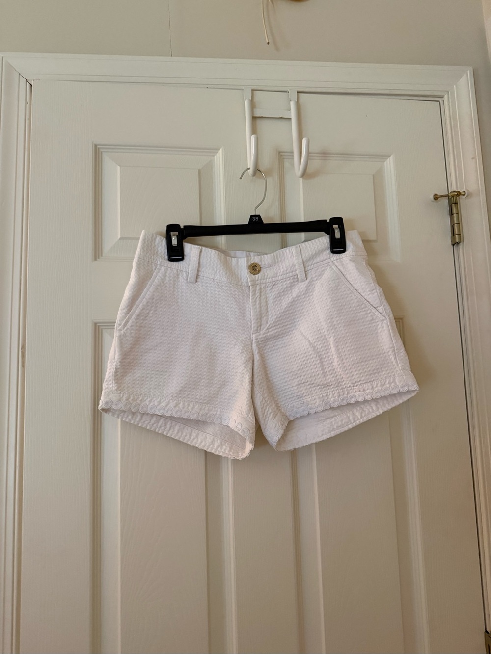 Lilly Pulitzer Sample White Callahans with Trim